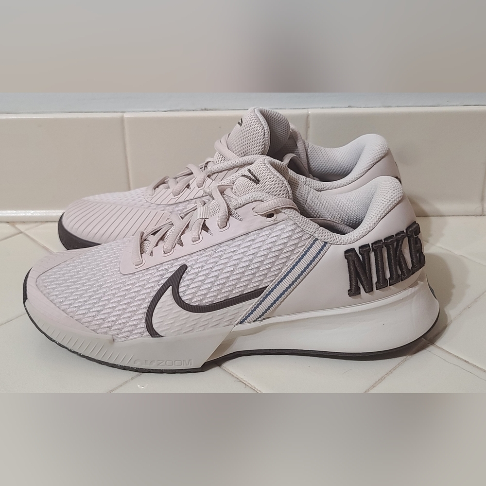 Nike Air Zoom Vapor Pro 2 PRM Heritage - Men's Size 6